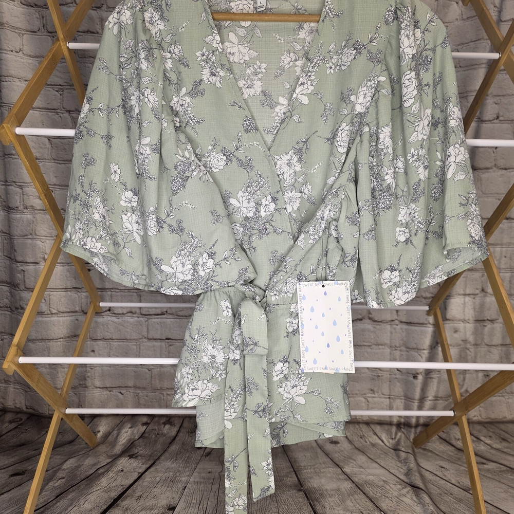 Sweet Rain Green and White Floral Wrap Shirt